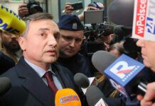 Polens Parlament ebnet Weg für Festnahme von Ex-Minister