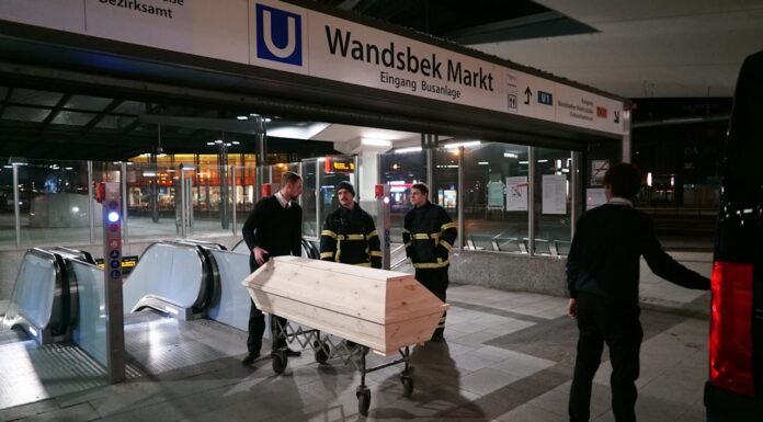 U-Bahn-Killer schockiert Deutschland: Warum Ariop Moses A. hier war | Politik