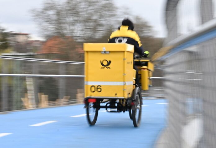 Behörde kann der Post nicht auf die Finger gucken -